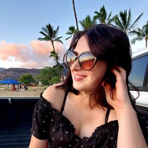 Meet your Posher, Alysha